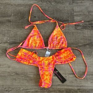 NWT Berry Beachy Bikini Set S